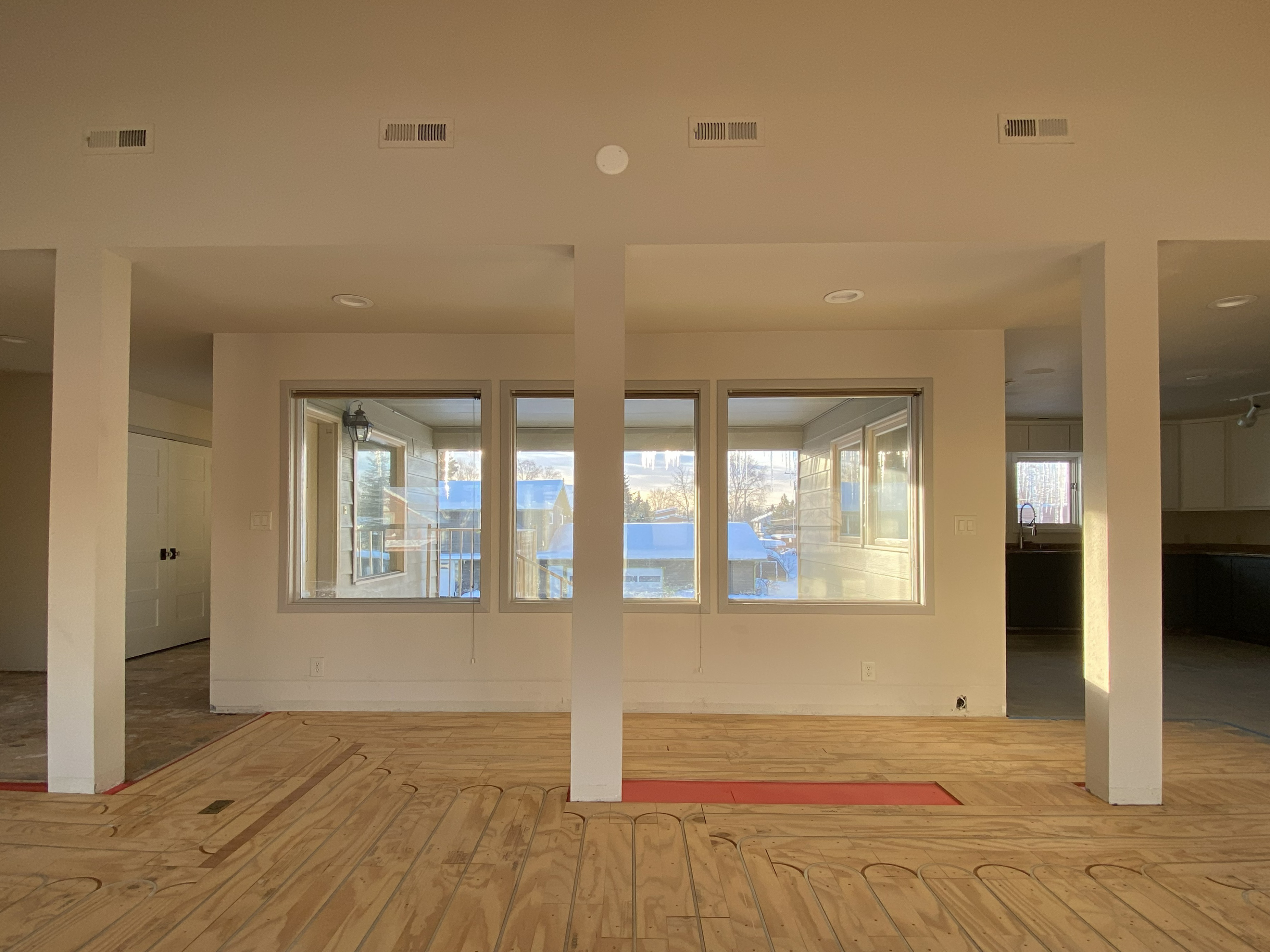 Living Room - Looking South
