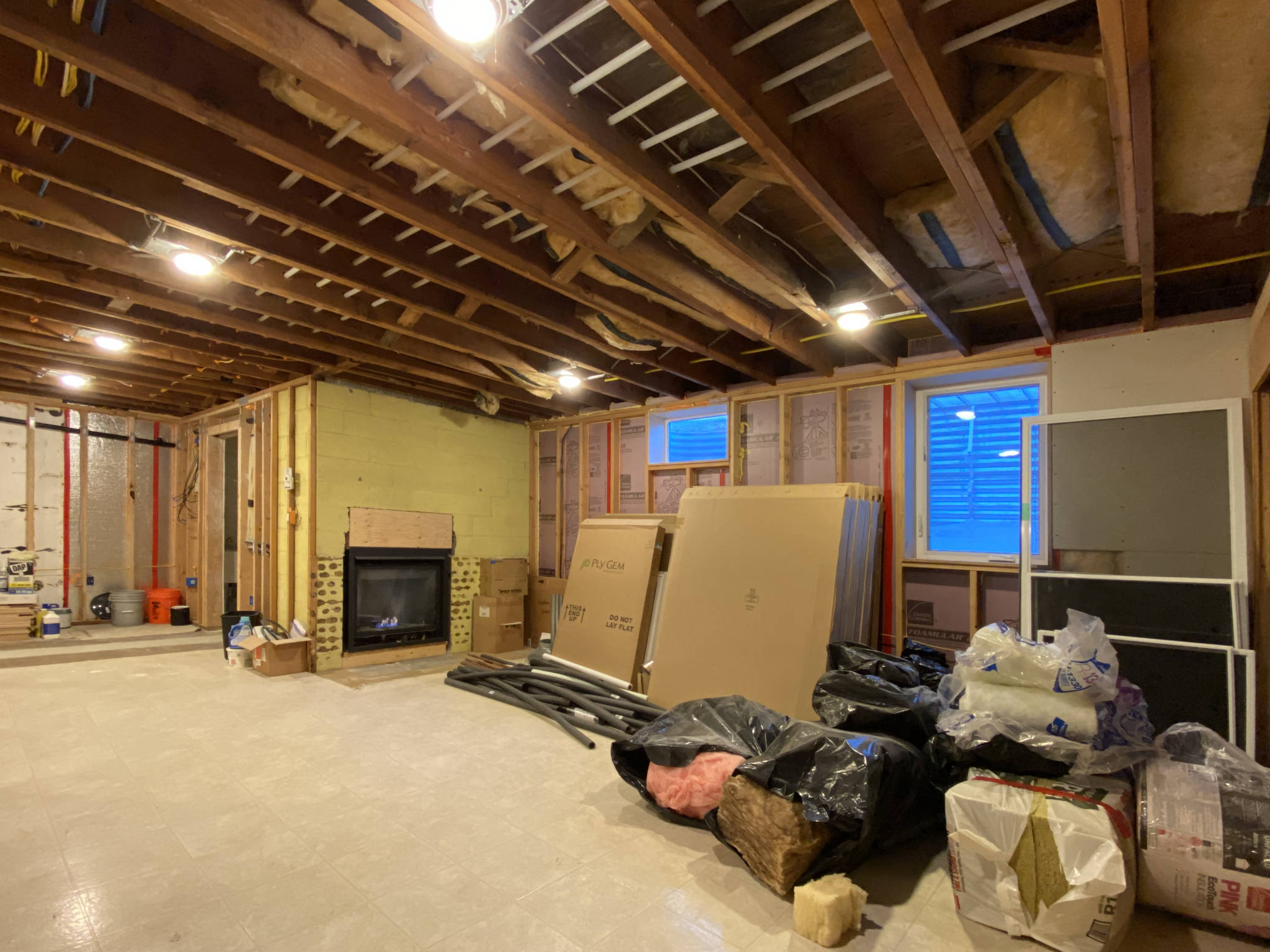 Basement Bonus Room - 18x27