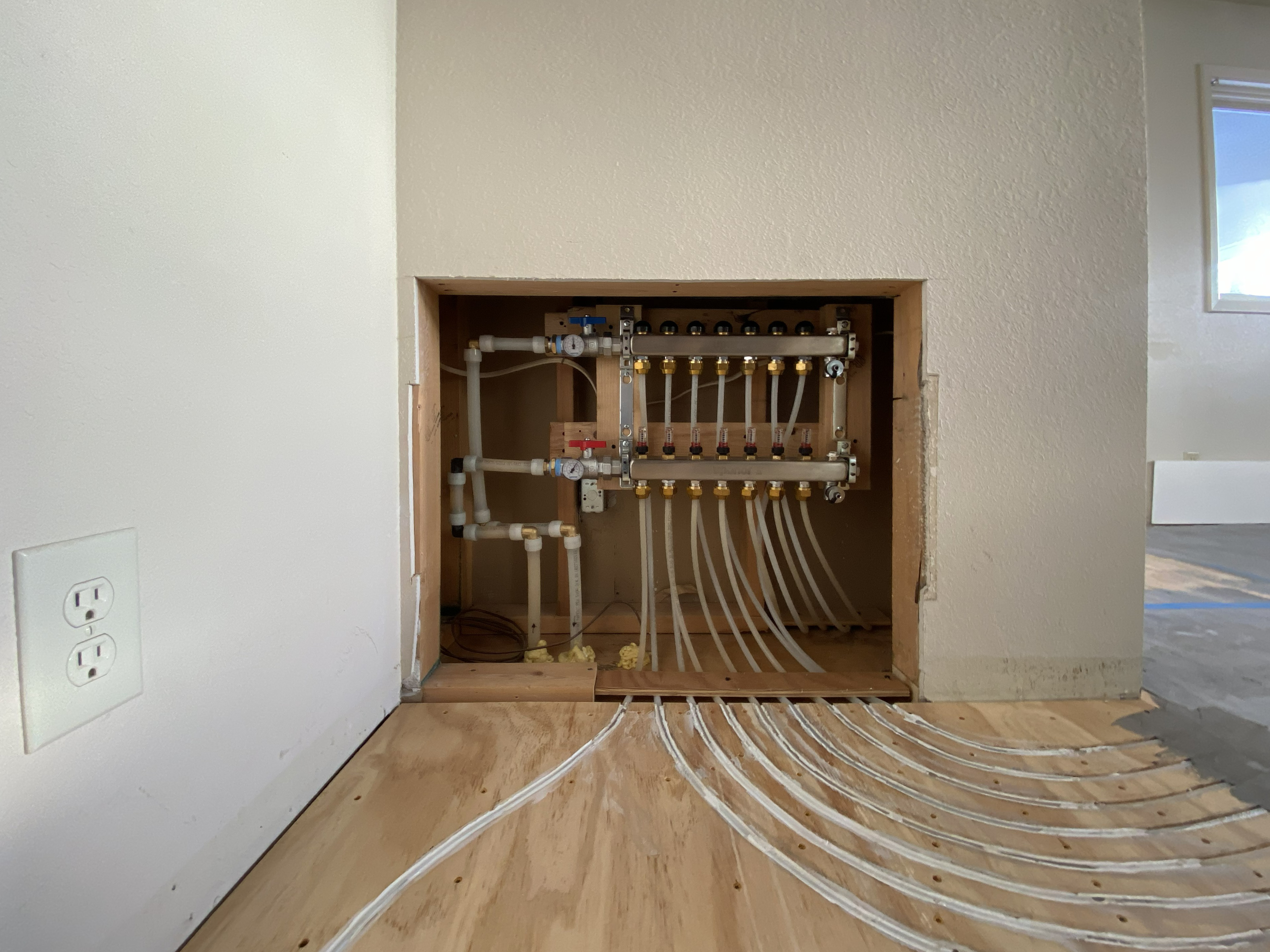 Boiler manifold - Upstairs Kitchen and Living Room